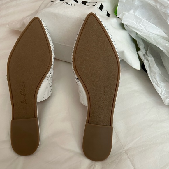 New Sam Edelman flats. Never worn - still in Box - Picture 3 of 3